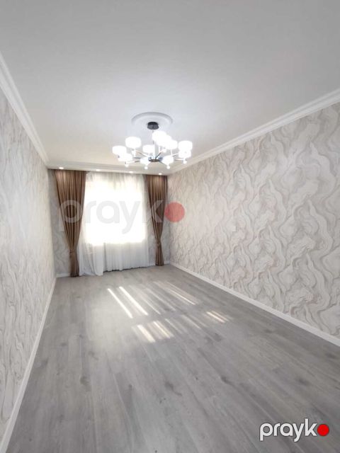 Satılır 3 otaqlı köhnə tikili 75 m² — Bakı