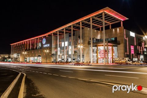 Satılır 2 otaqlı köhnə tikili 65 m² — Bakı