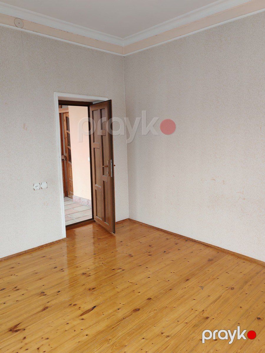 Satılır 8 otaqlı həyət evi/bağ evi 300 m² — Ev, villa, Bakı (5)