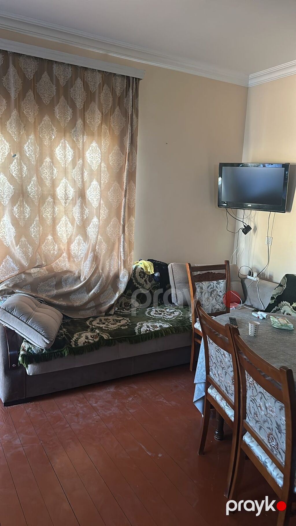 Həyətli Kirayə mənzil – 2 otaqlı, mebellı və texnikalı Təsvir: - Açıq — Mənzil, Digah (4)