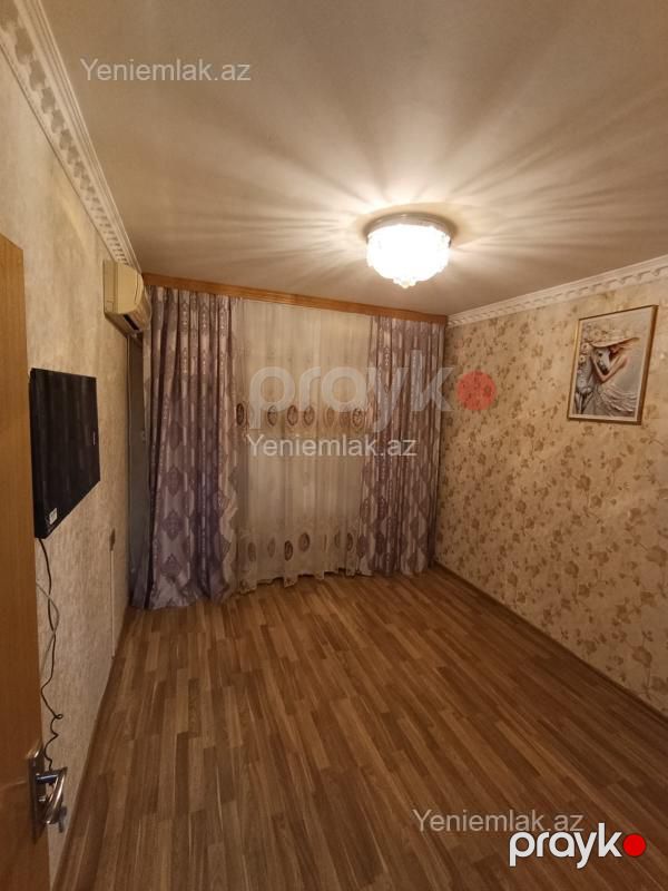 Satılır 2 otaqlı Bina evi menzil (Köhnə tikili), 70 m², Xətai rayonu — Mənzil, Bakı (7)