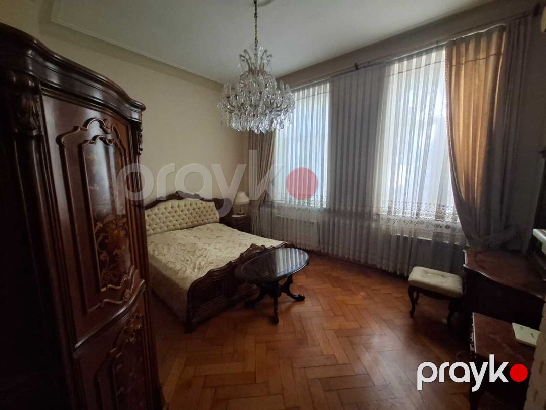 Satılır 6 otaqlı köhnə tikili 200 m² — Mənzil, Bakı (6)