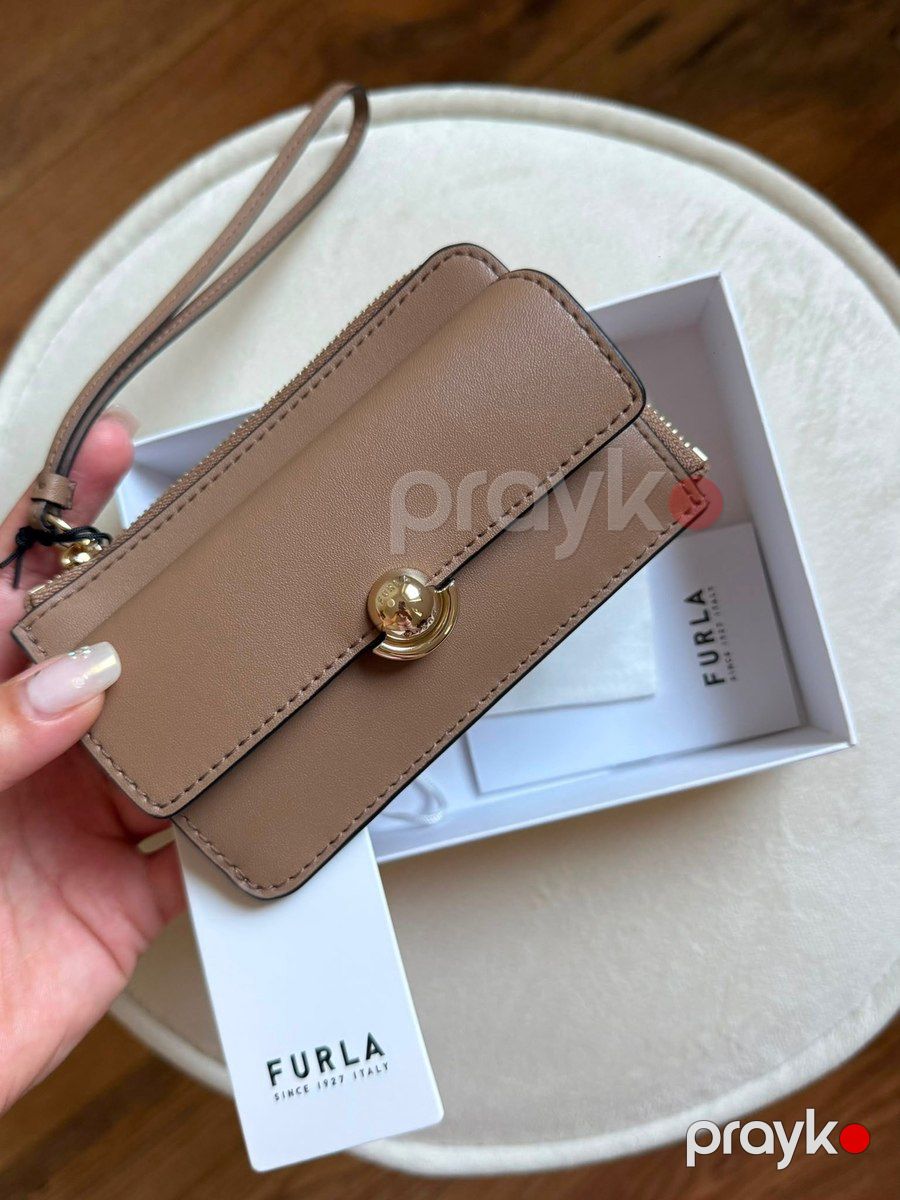 Furla pul kisəsi — Şəxsi əşyalar, Bakı (3)
