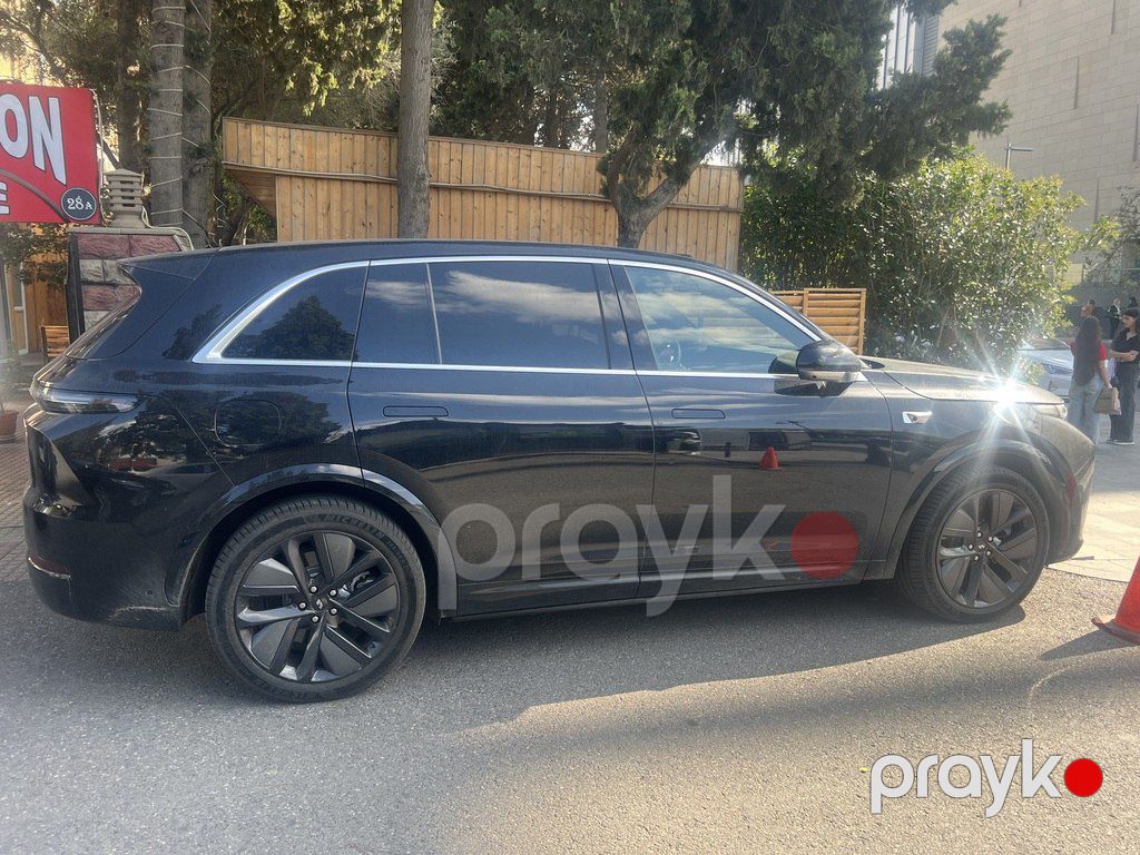 Li Auto L7, 1.5 L, 52.3 kWh, 2025 il, 14 000 km — Avtomobillər, Bakı (3)