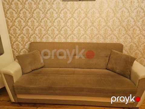Tek divan acilan bazali 110 azn.Xalqlar a627) SN — Qobu