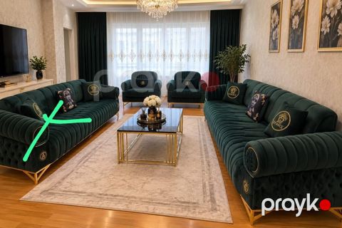 Divan kreslo dəsti satılır 880₼. açılır. ünvan Yasamal. 6018. Fatimə99 — Mehdiabad