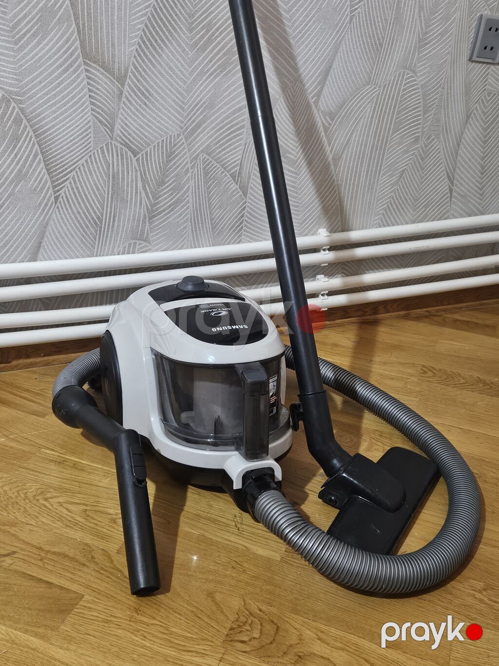 Samsung tozsoran – Air Track texnologiyalı, 1600W güc. Xüsusiyyətlər — Tozsoran, Masazır (5)
