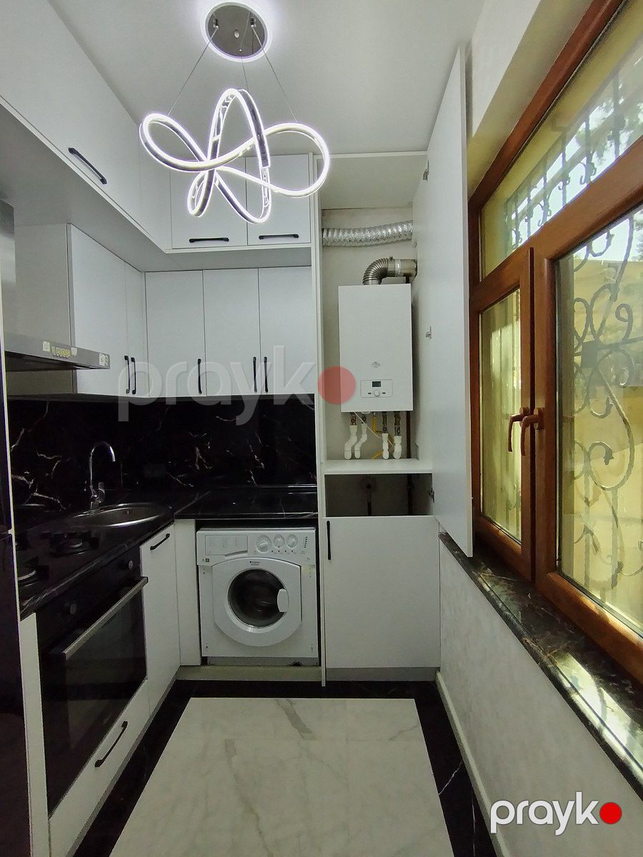 Satılır 2 otaqlı köhnə tikili 50 m² — Mənzil, Bakı (9)