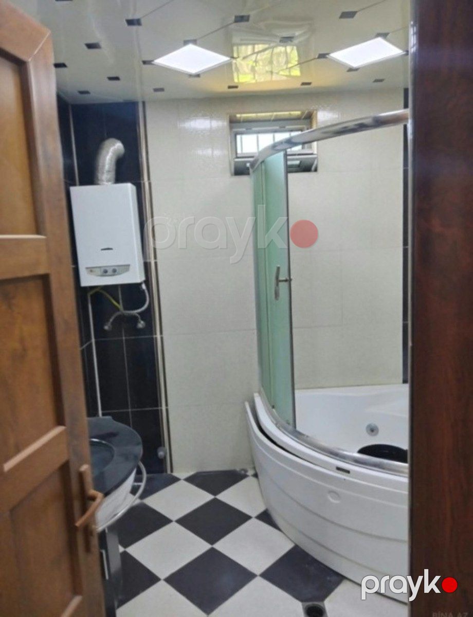 Satılır 6 otaqlı həyət evi/bağ evi 200 m² — Ev, villa, Bakı (6)
