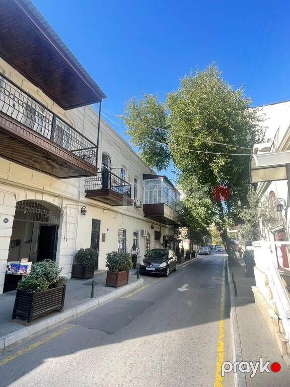 Satılır 4 otaqlı köhnə tikili 90 m² — Mənzil, Bakı (3)