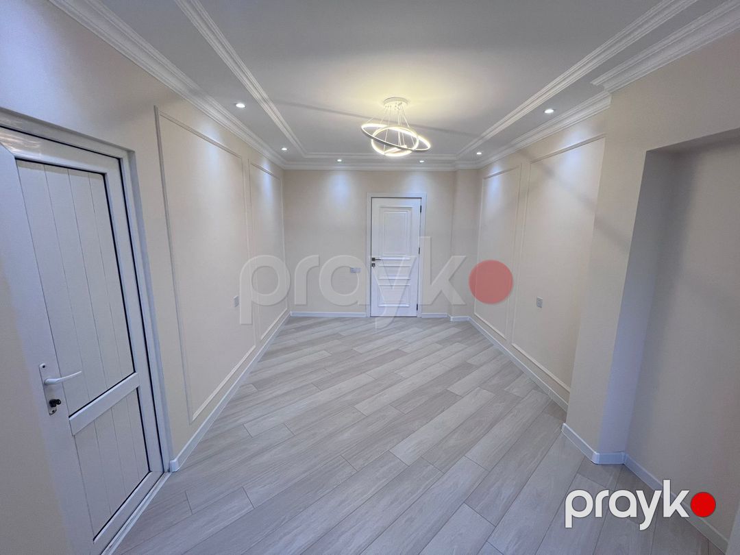 Satılır 4 otaqlı köhnə tikili 100 m² — Mənzil, Bakı (10)