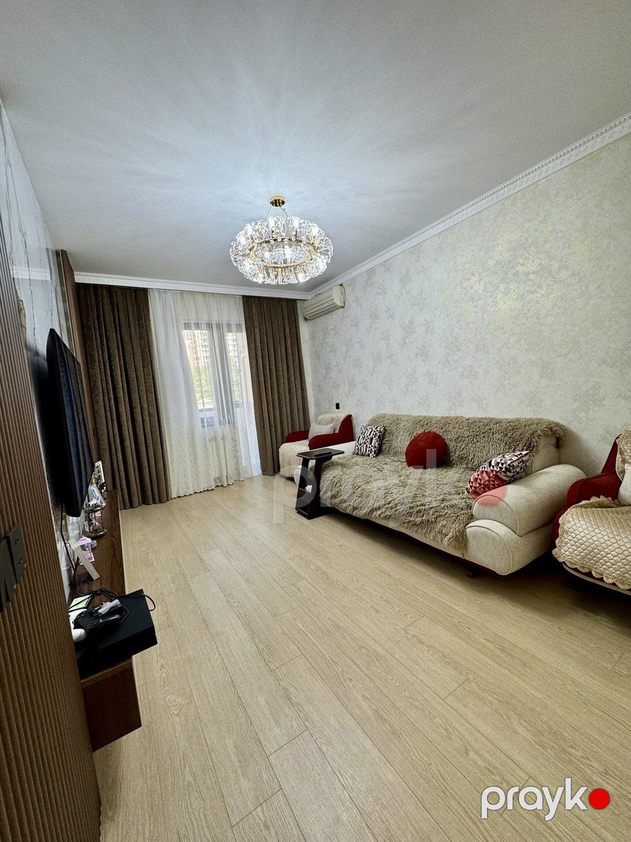 Satılır 4 otaqlı köhnə tikili 110 m² — Mənzil, Bakı (9)