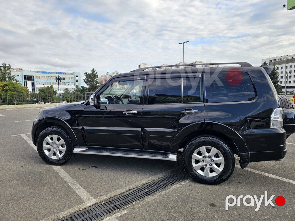 Mitsubishi Pajero, 3.5 L, 2013 il, 221 031 km — Avtomobillər, Bakı (2)