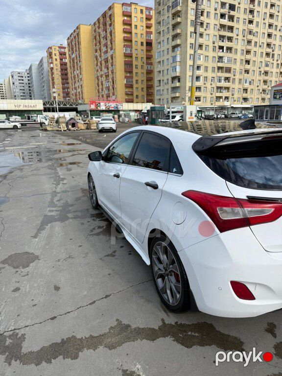 Hyundai i30, 1.6 L, 2012 il, 353 000 km — Avtomobillər, Sumqayıt (4)
