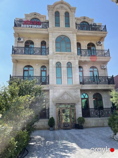Satılır obyekt 1050 m² — Bakı