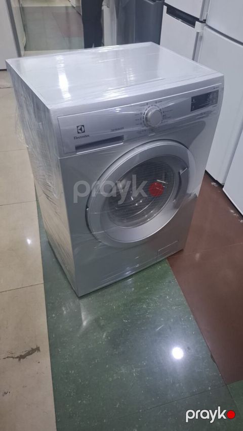 Paltaryuyan Electrolux — Bakı