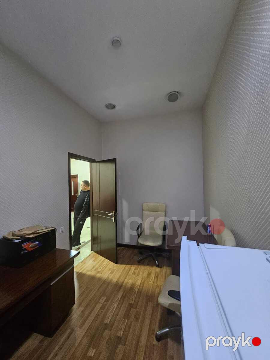 Satılır obyekt 140 m² — Əmlak, Bakı (10)