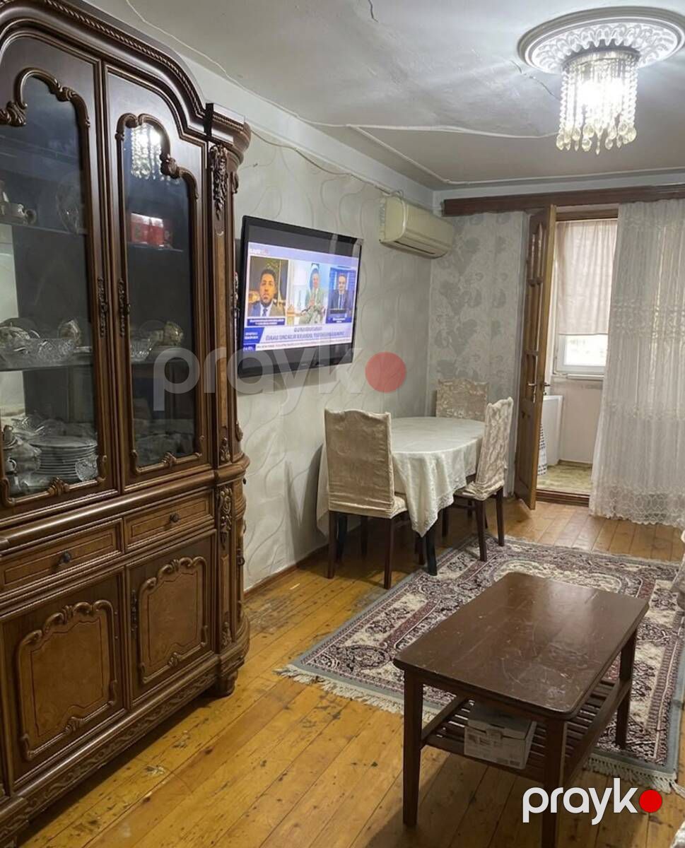 Satılır 3 otaqlı köhnə tikili 75 m² — Mənzil, Bakı (2)
