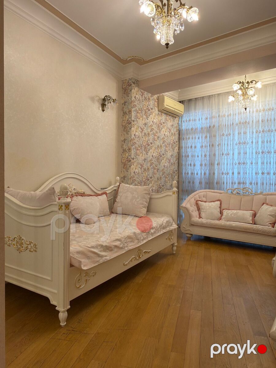 Satılır 4 otaqlı yeni tikili 217 m² — Mənzil, Bakı (7)