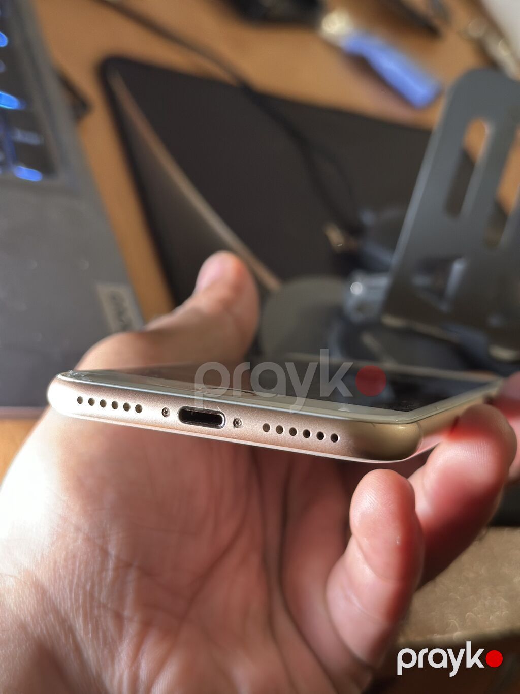 IPhone 8, 64 GB, Rose Gold, Qırıq, Barmaq izi, Simsiz şarj — Apple iPhone, Bakı (4)