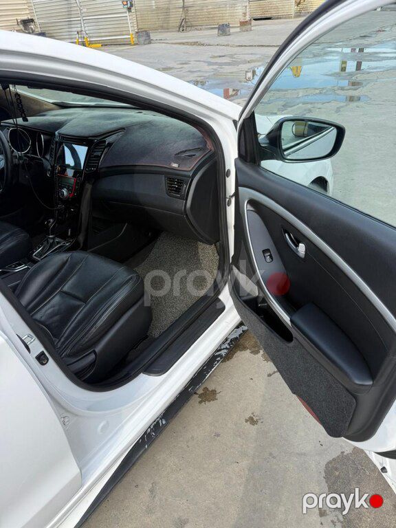 Hyundai i30, 1.6 L, 2012 il, 353 000 km — Avtomobillər, Sumqayıt (10)