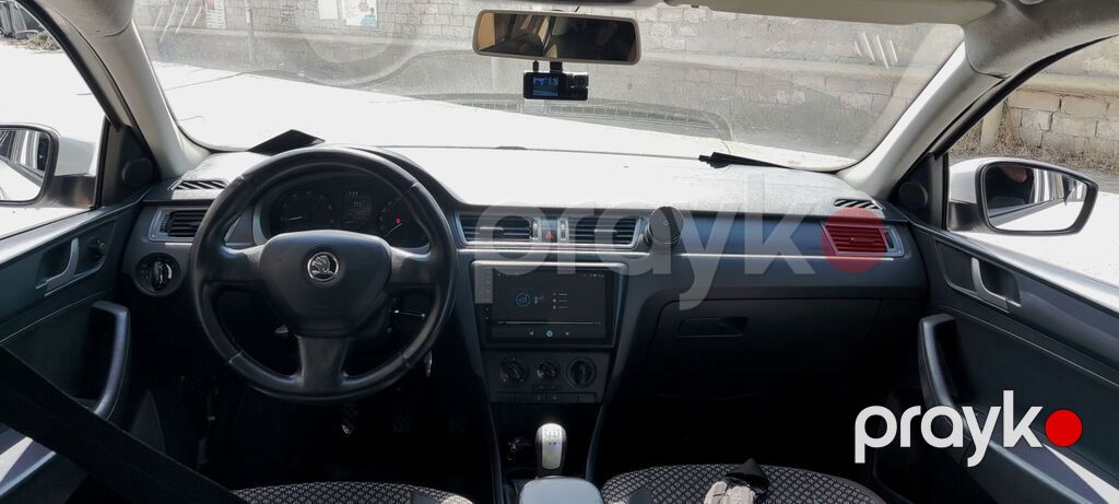 Skoda Rapid: 1.6 l 2014 il 250000 km Sedan — Avtomobillər, Bakı (7)
