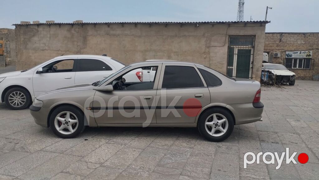Opel Vectra: 1.6 l 1996 il 384565 km Sedan — Avtomobillər, Bakı (4)