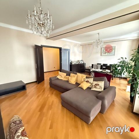 Satılır 4 otaqlı yeni tikili 165 m² — Bakı