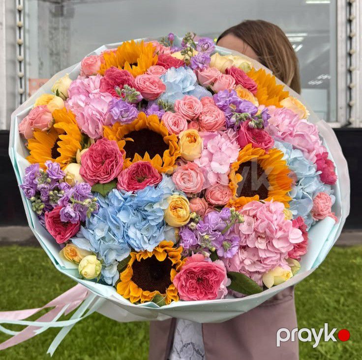 Premium Rəngarəng Qarışıq Gül Buketi – Günəbaxan və Hidrangea — Bitkilər, Bakı (2)