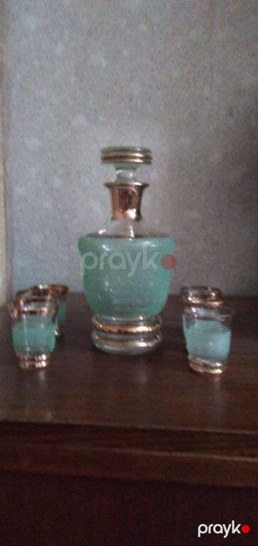 Qrafin dəsti — Bakı