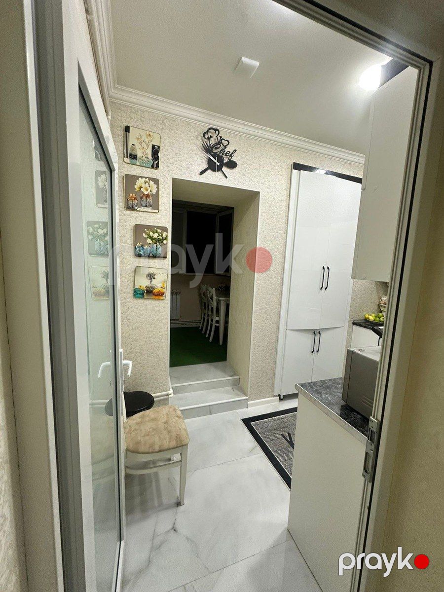 Satılır 2 otaqlı köhnə tikili 64 m² — Mənzil, Bakı (9)
