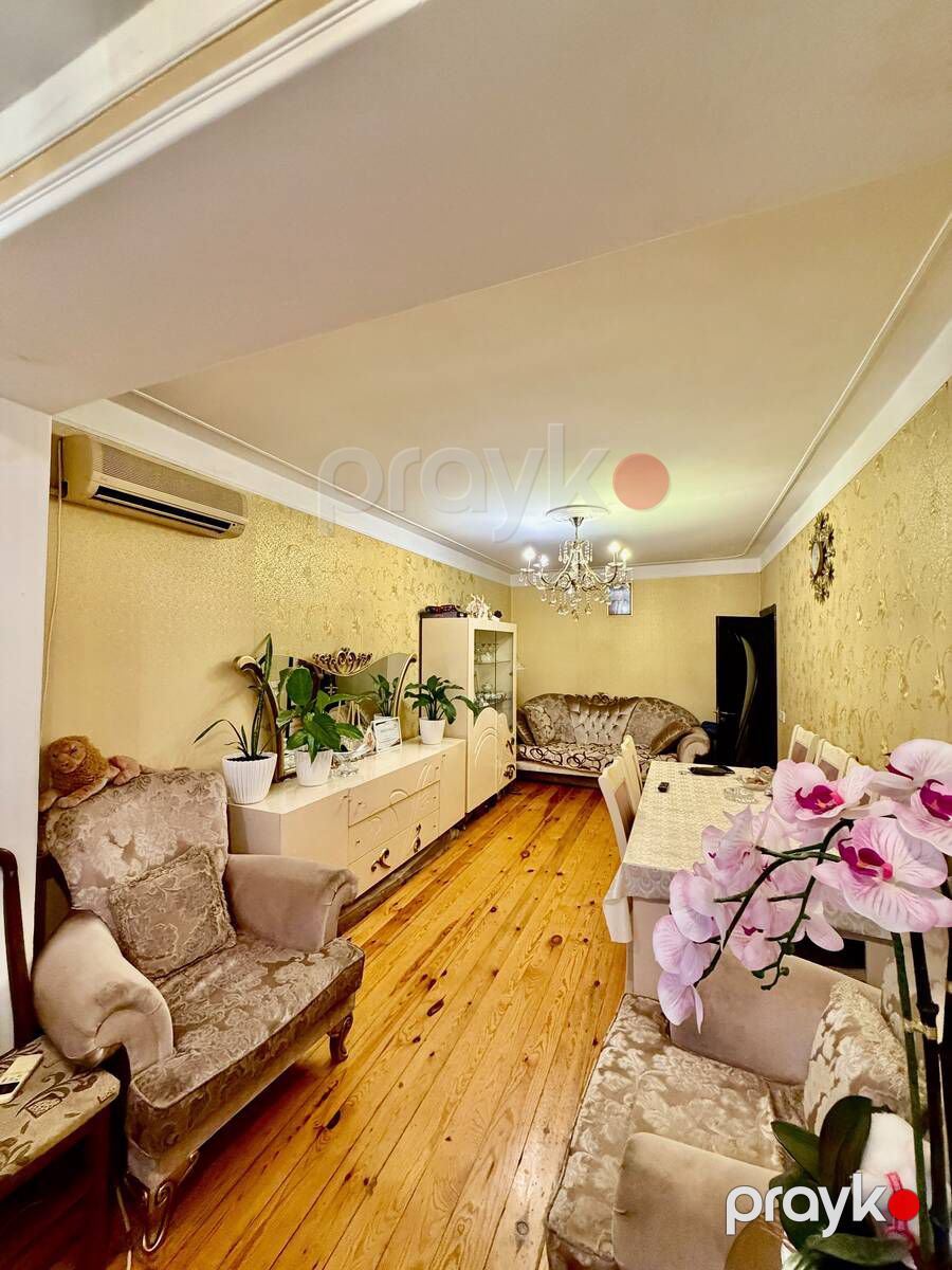 Satılır 4 otaqlı köhnə tikili 100 m² — Mənzil, Bakı (2)