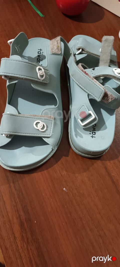 Uçuz Satılır Sandaleti Mavi Rəngd - Model: iki cüt ön qayışlı və — Bakı