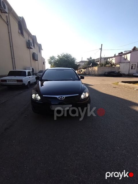 Hyundai i30, 1.4 L, 2009 il, 206 750 km — Yevlax