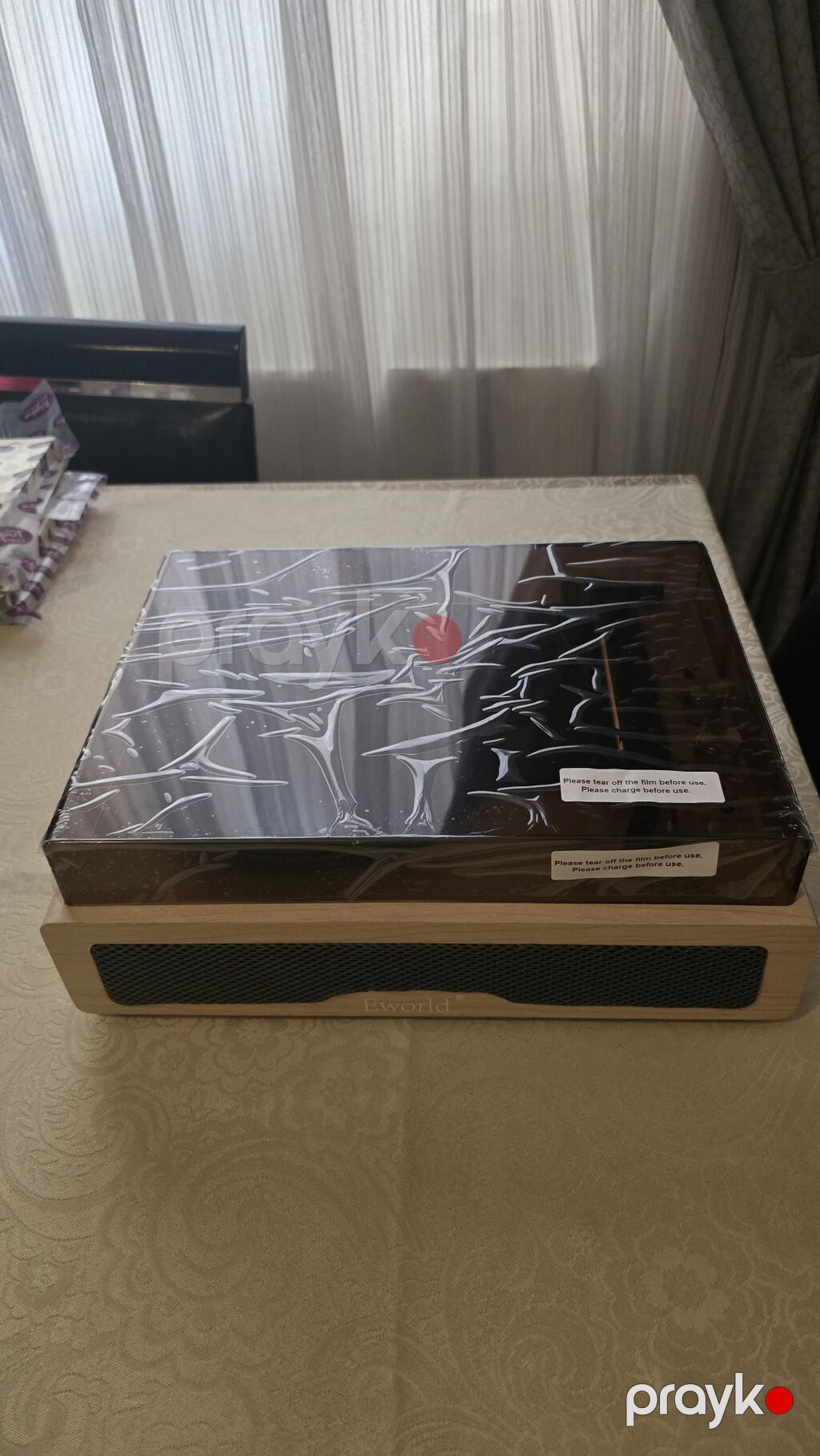 Eworld vinil pleyer – şık taxta korpuslu, qapaqlı, inteqrə olunmuş ön — Digər, Bakı (8)