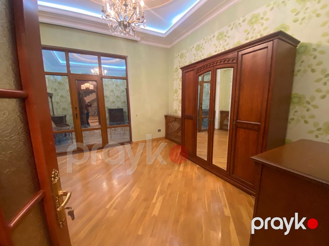 İcarəyə verilir 10 otaqlı həyət evi/bağ evi 550 m² — Ev, villa, Bakı (10)