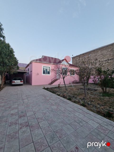 Satılır 4 otaqlı həyət evi/bağ evi 150 m² — Bakı