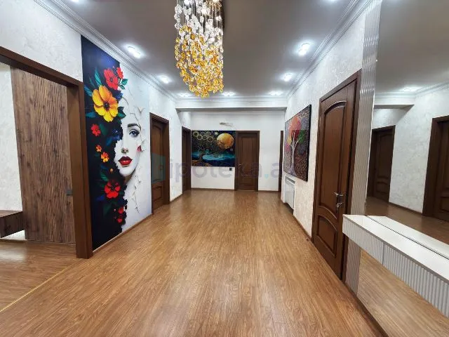 Satılır: 3 Otaq, Yeni tikili, Nizami r., 8-ci km q., 140.00 m² — Bakı