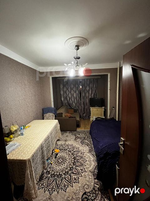 Satılır 3 otaqlı köhnə tikili 80 m² — Bakı