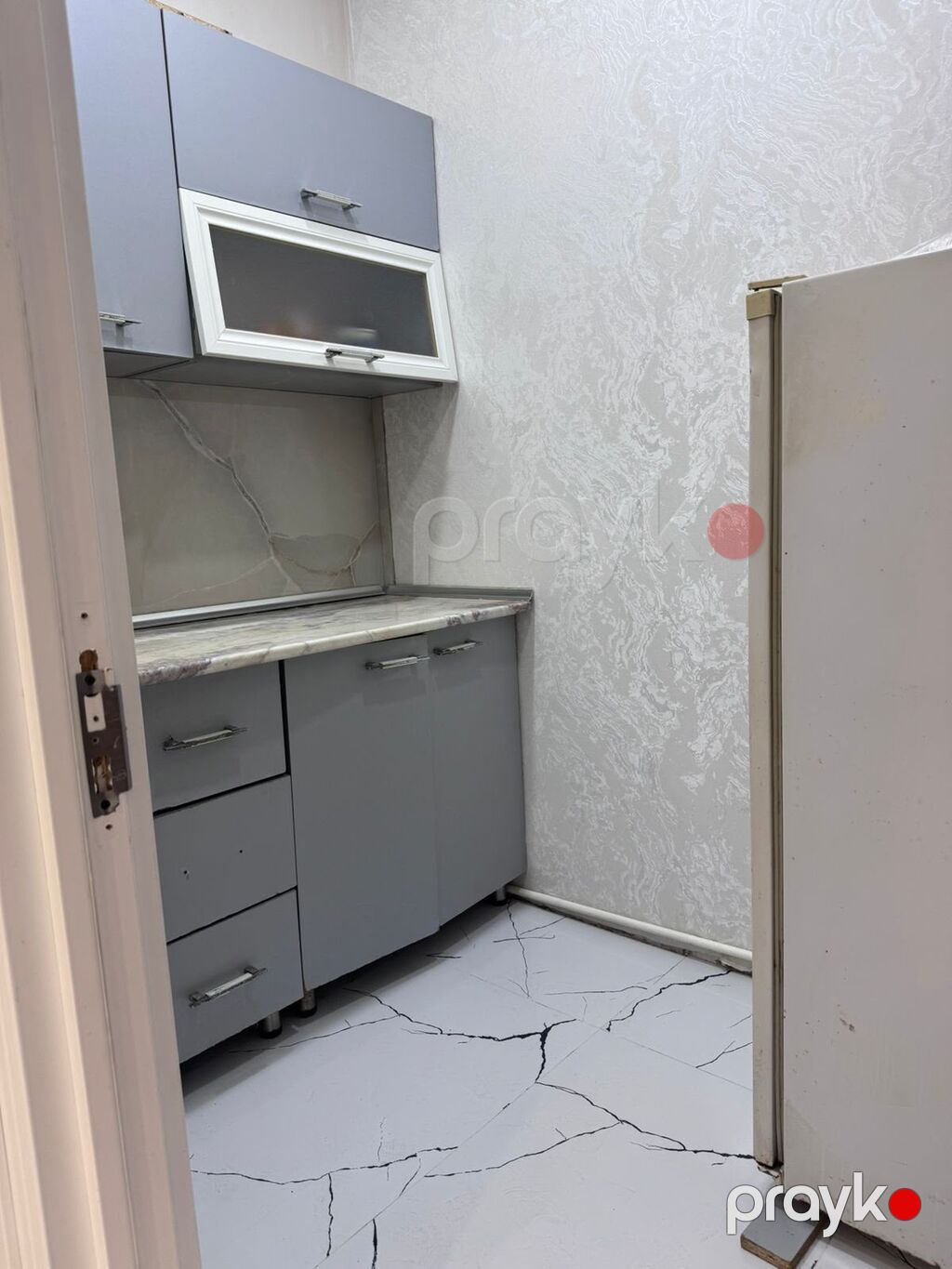 2 otaqlı ev kirayə verilir 1 ci mərtəbə tam təmirli kv47 paltar yuyan — Mənzil, Bakı (7)