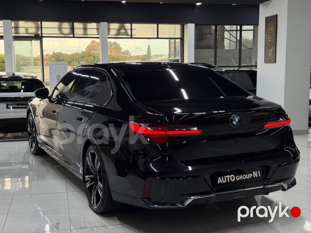 BMW i7, 105.7 kWh, 2022 il, 55 000 km — Avtomobillər, Bakı (6)