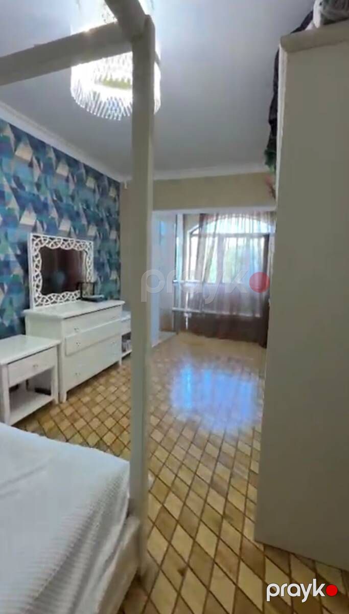 Satılır 4 otaqlı köhnə tikili 110 m² — Mənzil, Bakı (7)