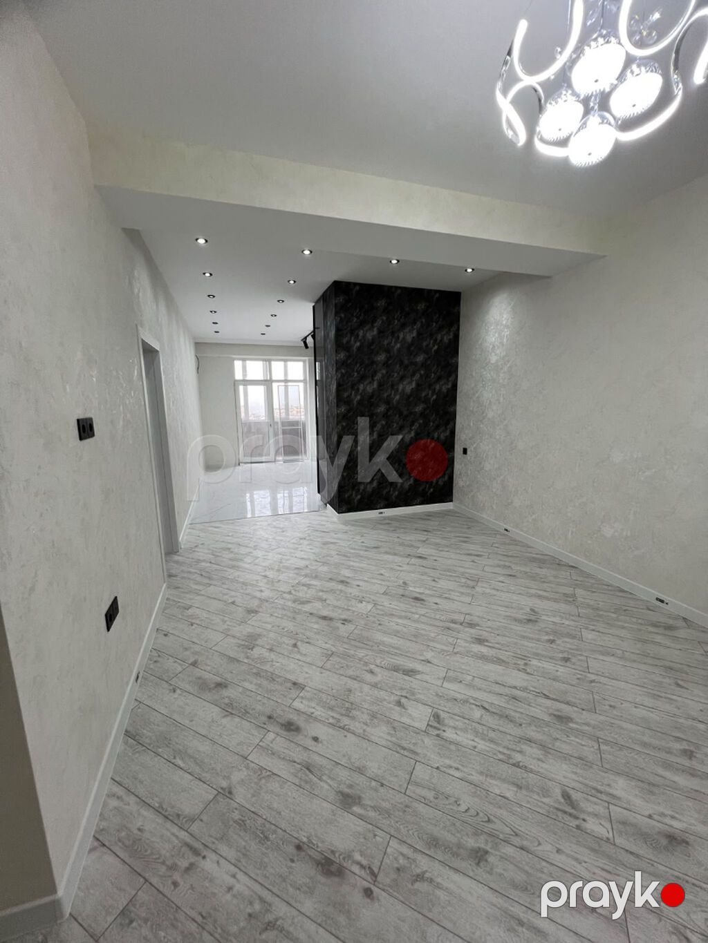 Ev həm əşyalı, həm də əşyasız şəkildə kirayə verilir. Əşyalı şəkildə — Mənzil, Bakı (6)