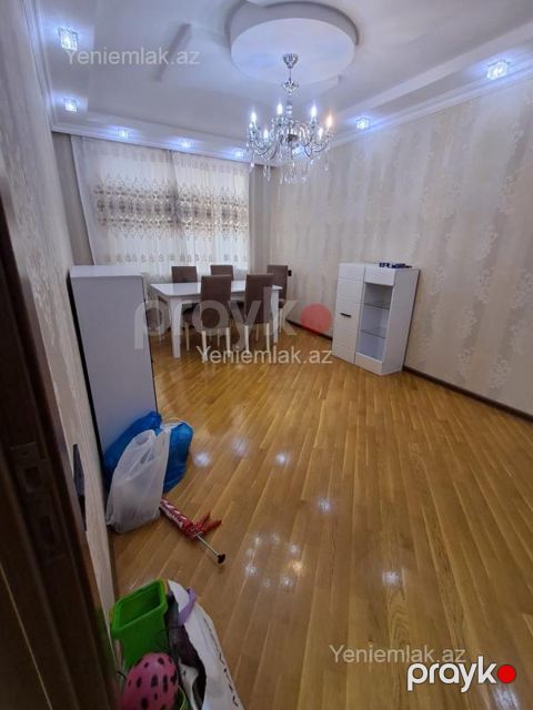 Satılır 3 otaqlı Bina evi menzil (Köhnə tikili), 75 m², 10-cu mikrorayon — Sumqayıt