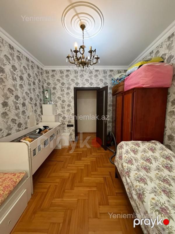 Satılır 5 otaqlı Bina evi menzil (Köhnə tikili), 120 m², Xətai rayonu — Mənzil, Bakı (8)