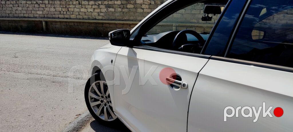 Skoda Rapid: 1.6 l 2014 il 250000 km Sedan — Avtomobillər, Bakı (8)