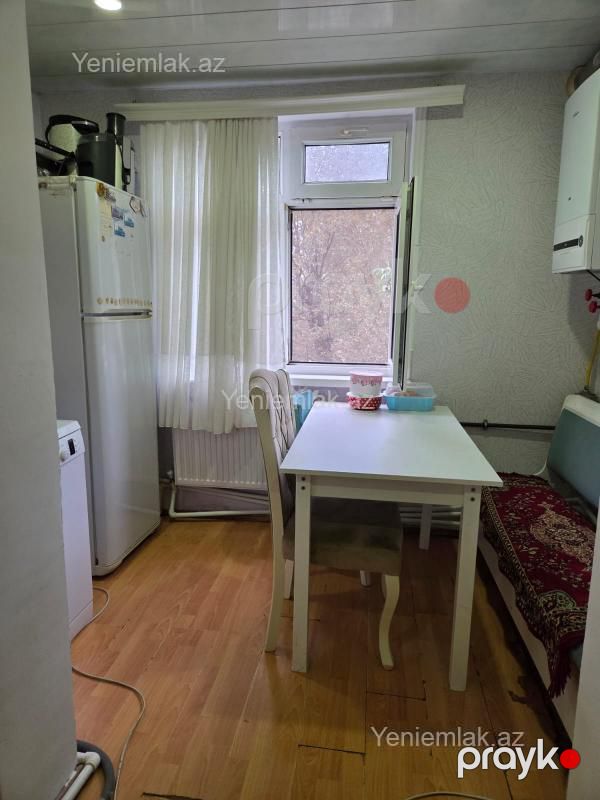 Satılır 3 otaqlı Bina evi menzil (Köhnə tikili), 78 m², 8-ci mikrorayon — Mənzil, Sumqayıt (11)