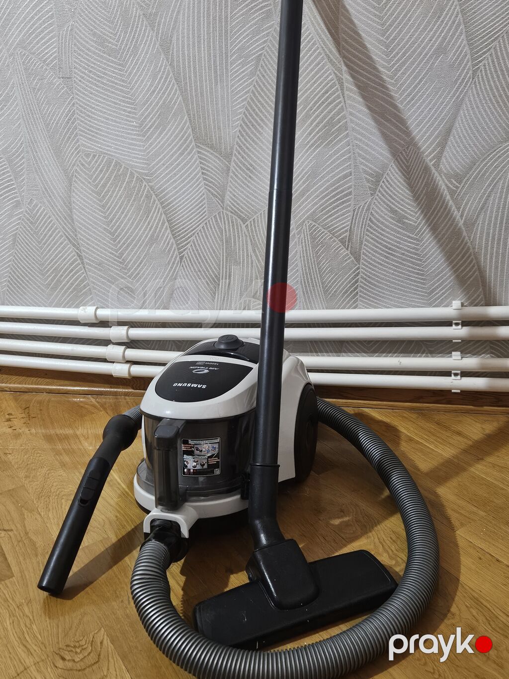 Samsung tozsoran – Air Track texnologiyalı, 1600W güc. Xüsusiyyətlər — Tozsoran, Masazır (4)
