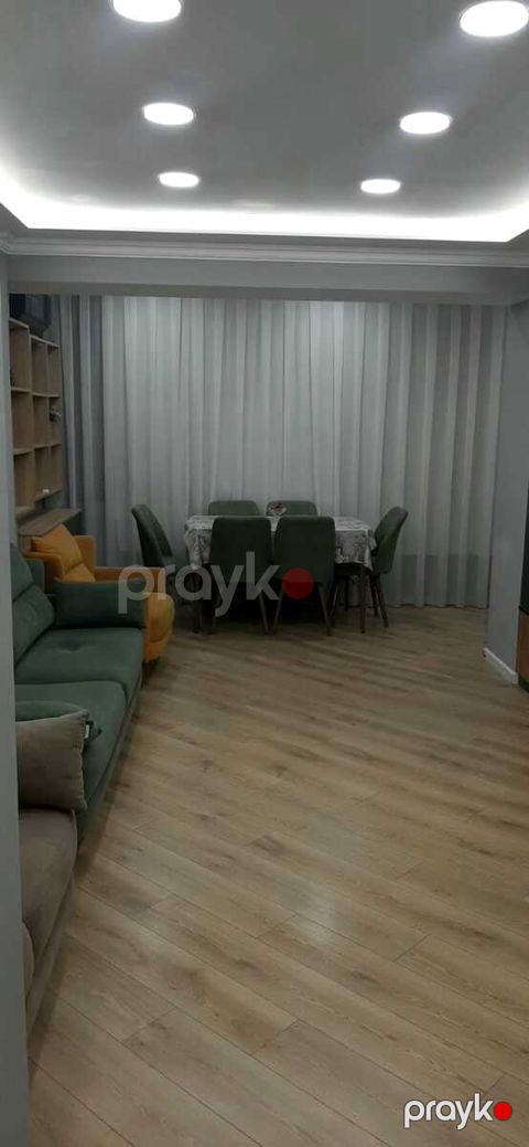 İcarəyə verilir 2 otaqlı köhnə tikili 75 m² — Bakı