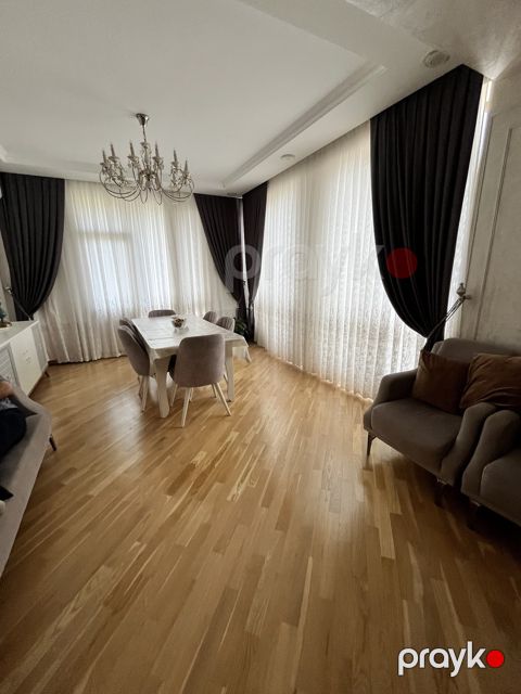 Satılır 4 otaqlı yeni tikili 156 m²